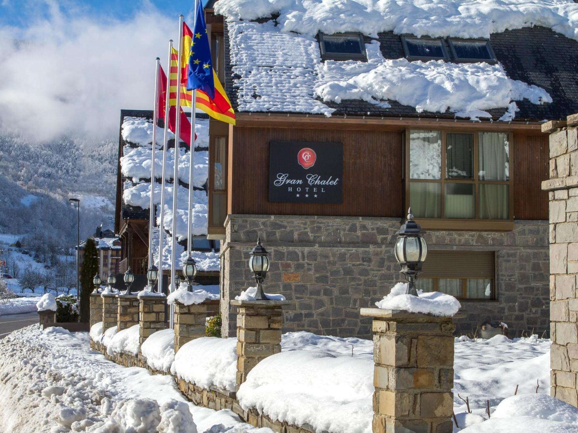 Gran Chalet Hotel & Petit Spa Vielha Esterno foto