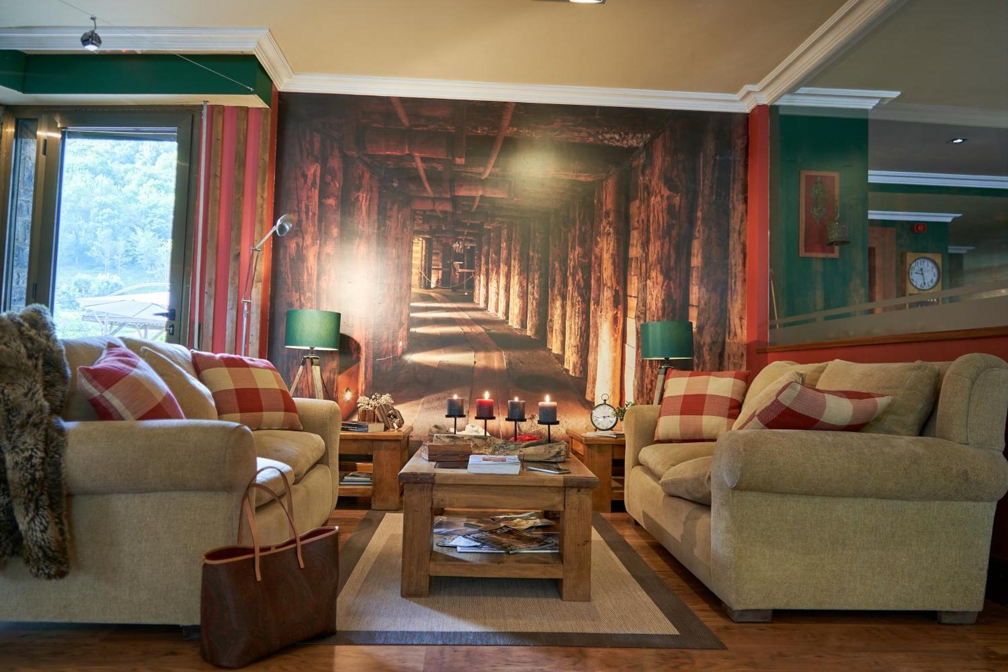 Gran Chalet Hotel & Petit Spa Vielha Esterno foto